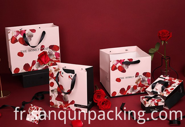 Sac en papier de taille différente Paper Bag In Different Size